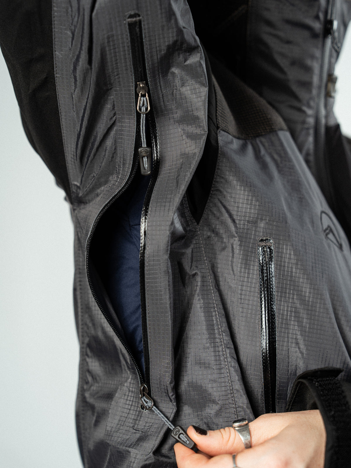 Alpine Unisex Hardshell Jacket - Waterproof Mountaineering Shell-26